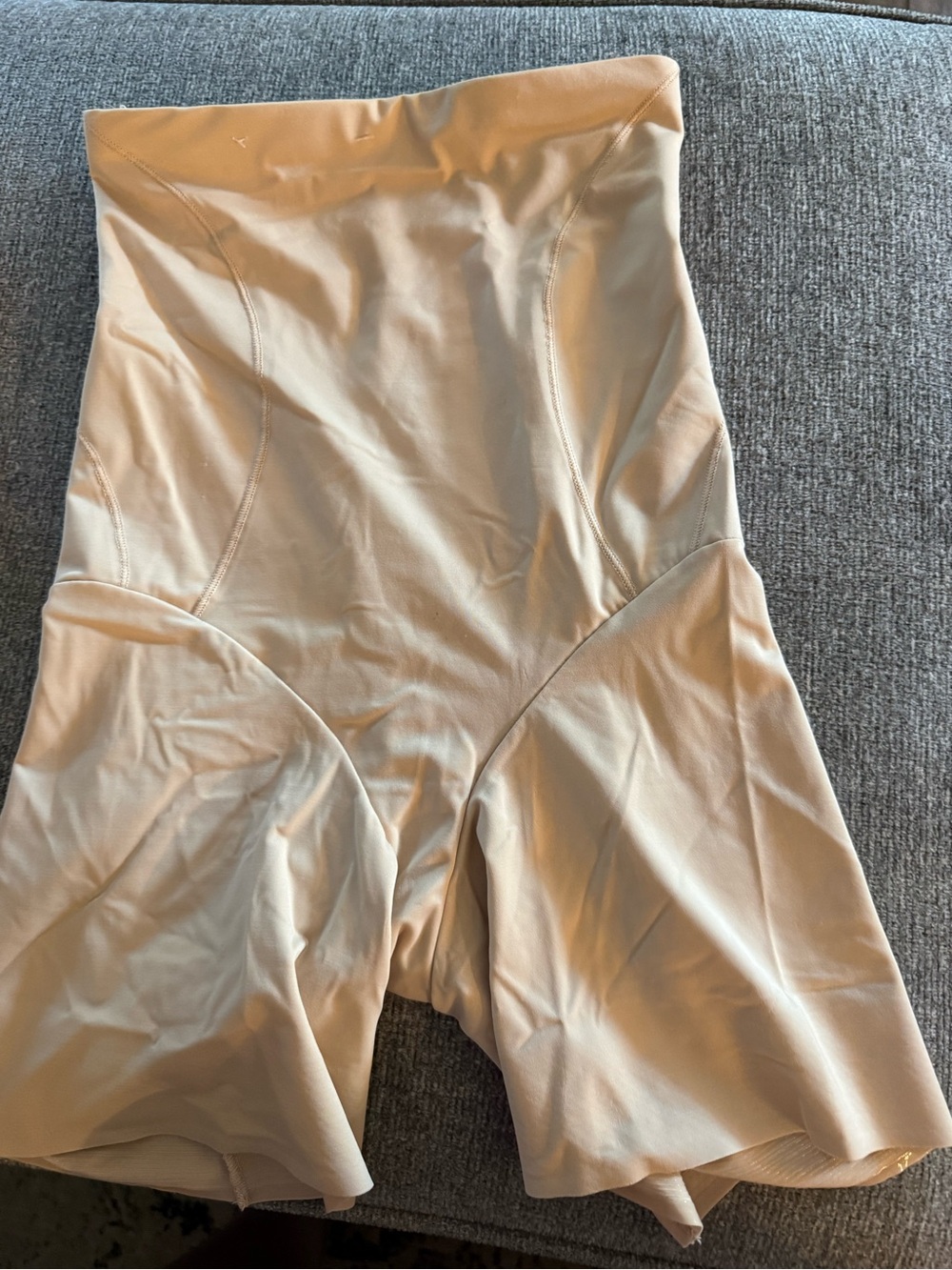 High-Waist Nude Shaping Shorts — Women’s Shapewear